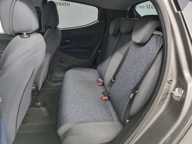 LANCIA Ypsilon 1.0 FireFly 5 porte S&S Hybrid silver