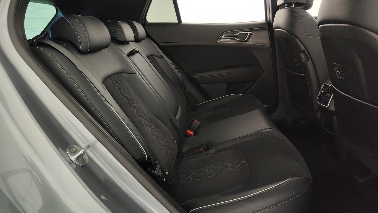 KIA Sportage 1.6 crdi mhev GT-line Plus dct