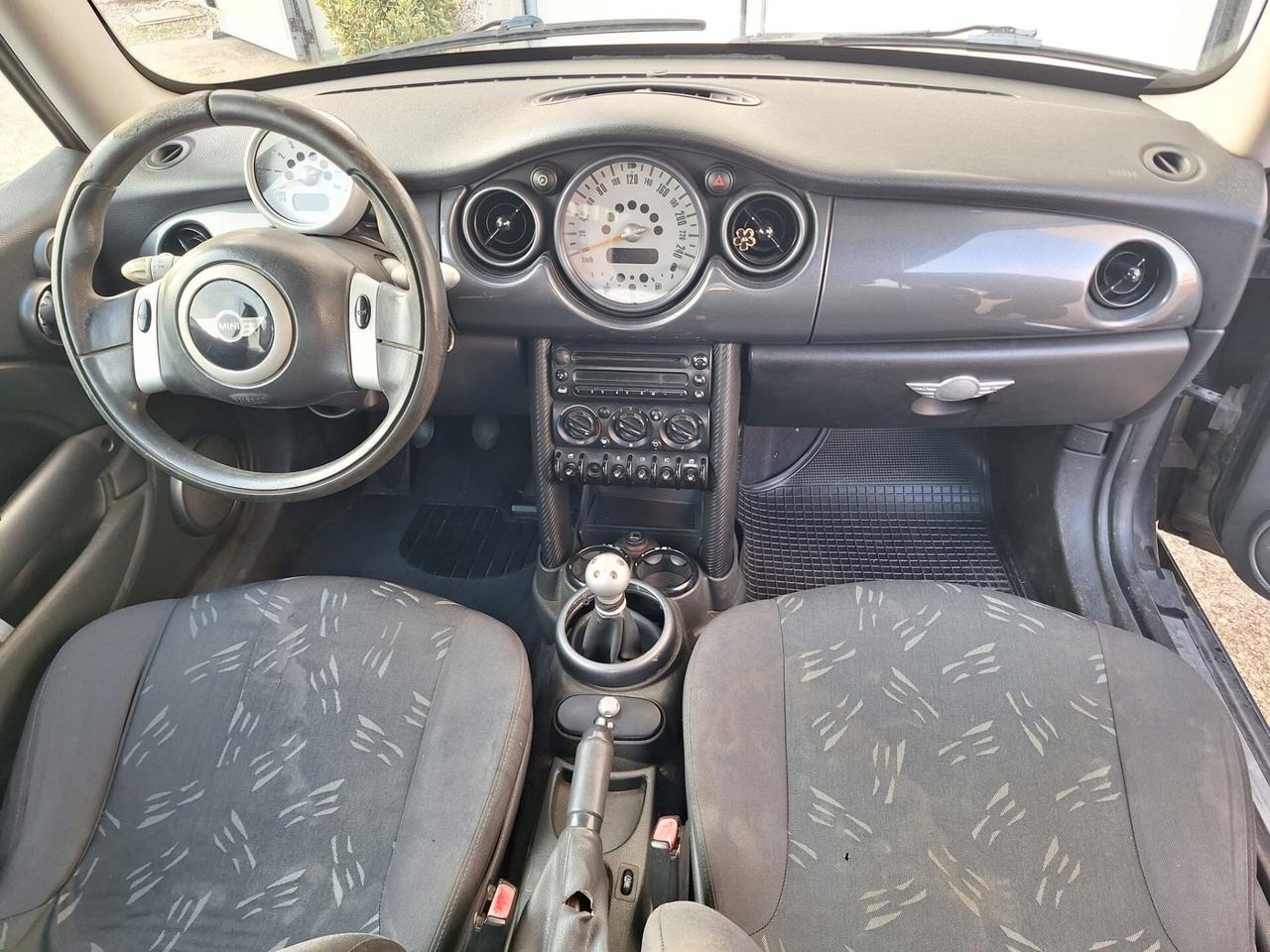 Mini One DE LUXE 1.6b 16v euro 4
