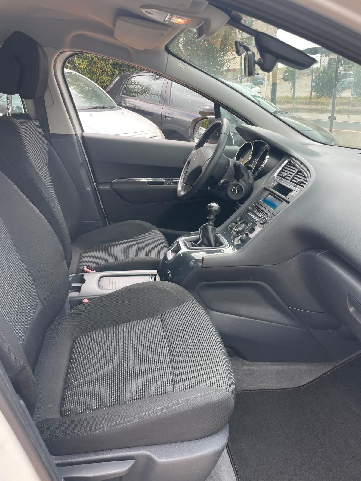 Peugeot 5008 7Posti "Finanziabile Senza Busta Paga"