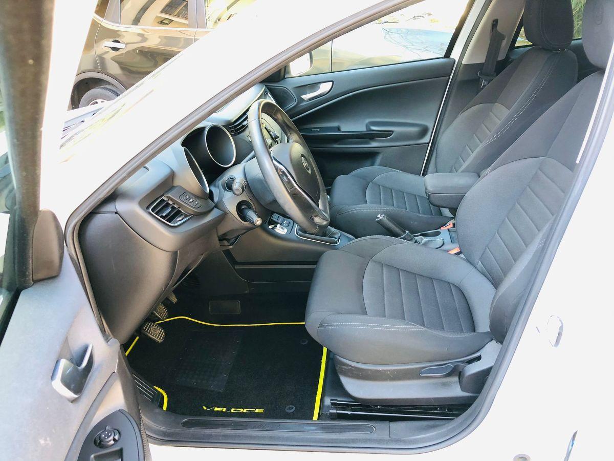 Alfa Romeo Giulietta 1.6 Jtdm-2 120cv Pacchetto Veloce