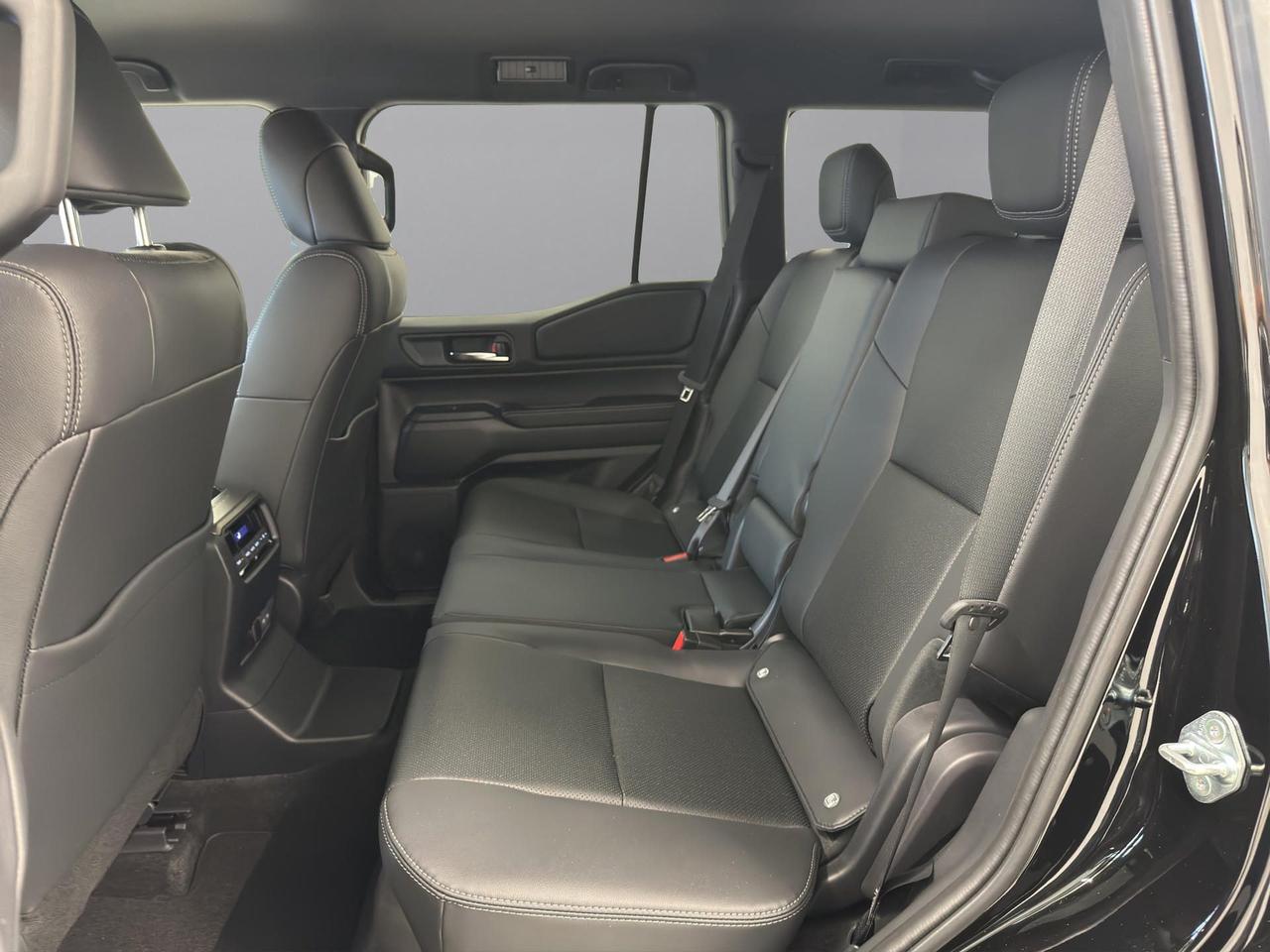 Toyota Land Cruiser 2.8 d-4d Adventure awd auto