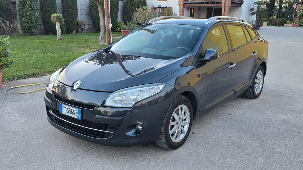 Stupenda Renaul Megane PARI AL NUOVO