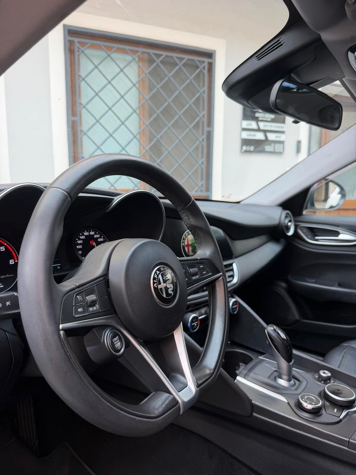 Alfa Romeo Giulia 2.2 Turbodiesel 150 CV Super