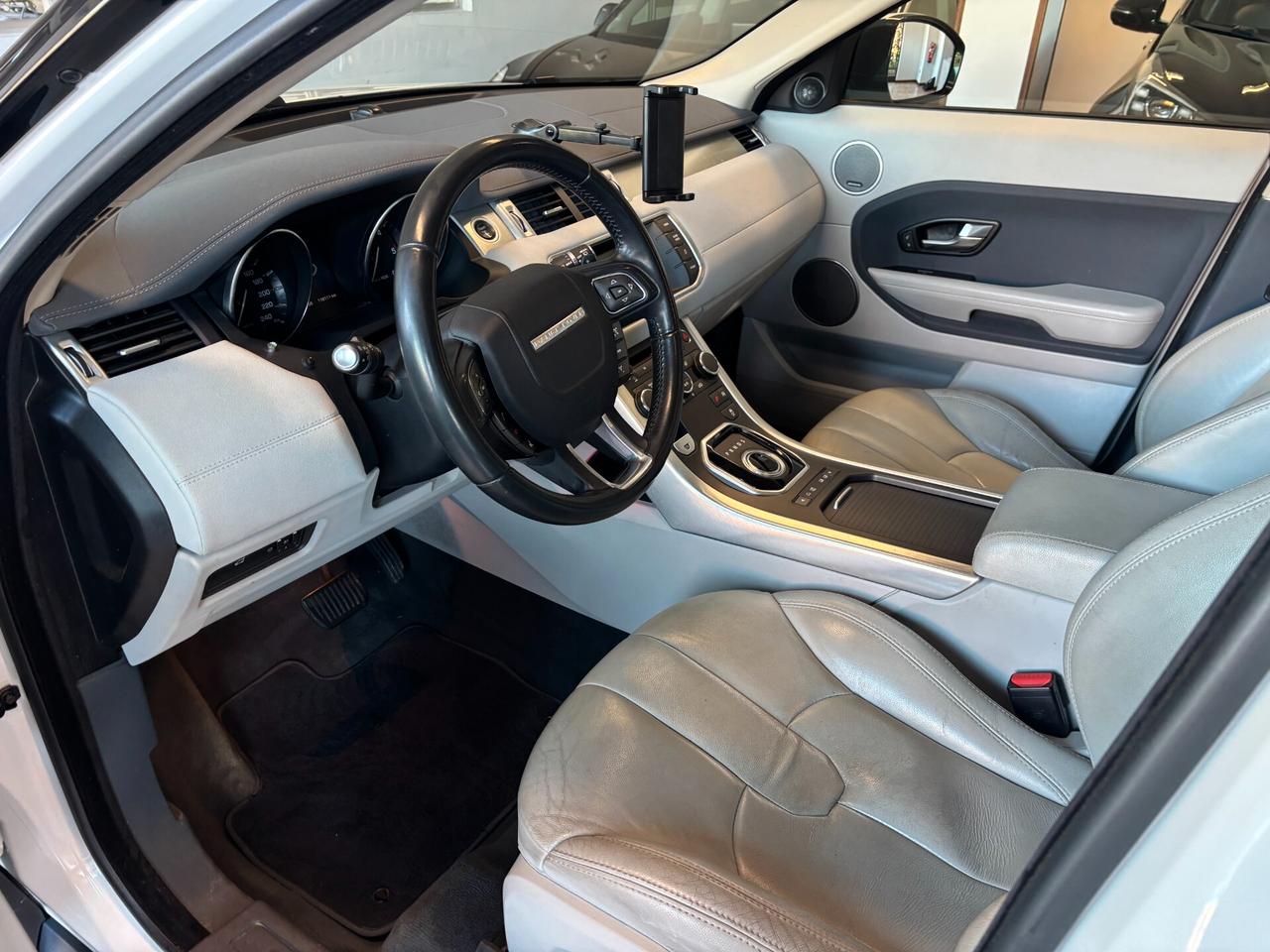 Land Rover Range Rover Evoque 5p 2.2 td4 PureTech*TAGLIANDI CERTIFICATI *