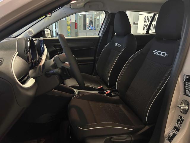 FIAT 600 Hybrid 100 CV DCT MHEV KM0