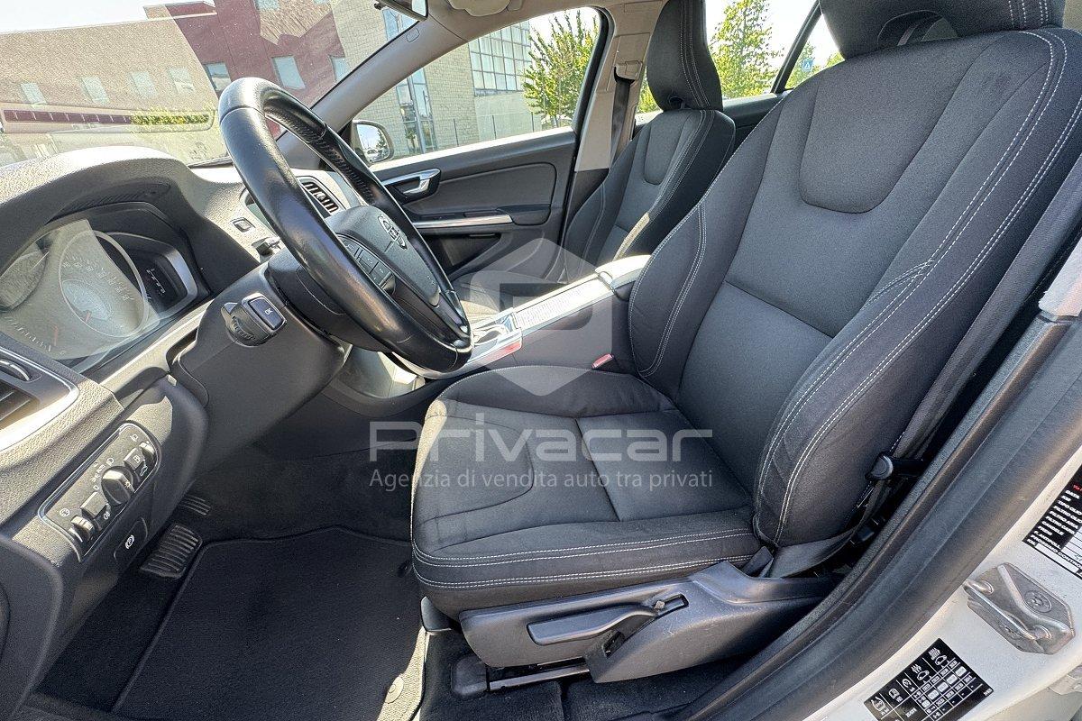 VOLVO V60 D2 1.6 Powershift Kinetic