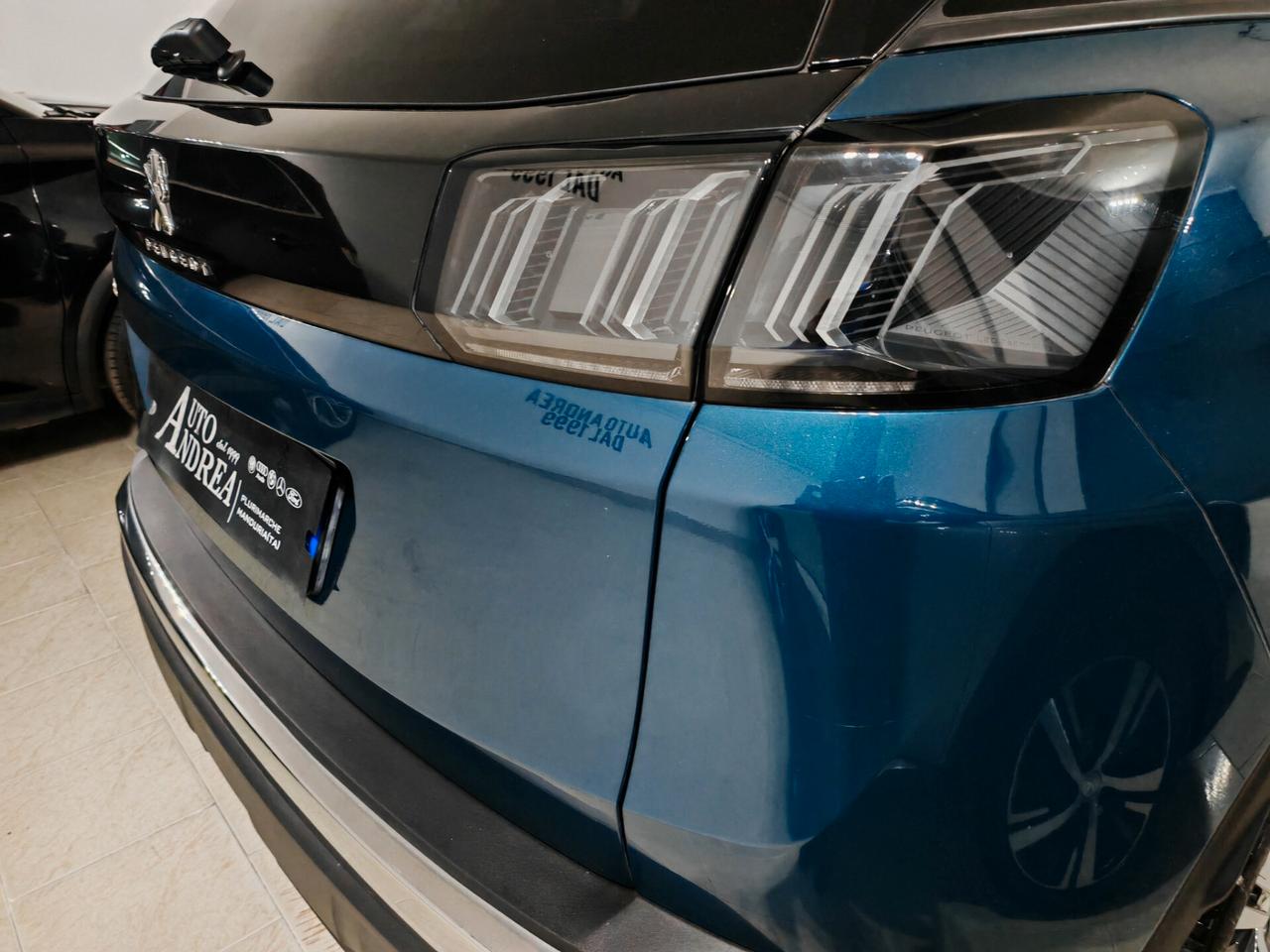 Peugeot 3008BlueHDi Allure navig cam 2021