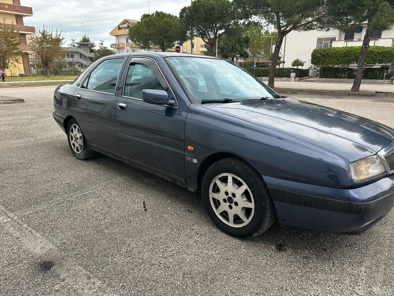 Lancia K 2.0i 20V cat Comfort Drive LE 1995 GPL