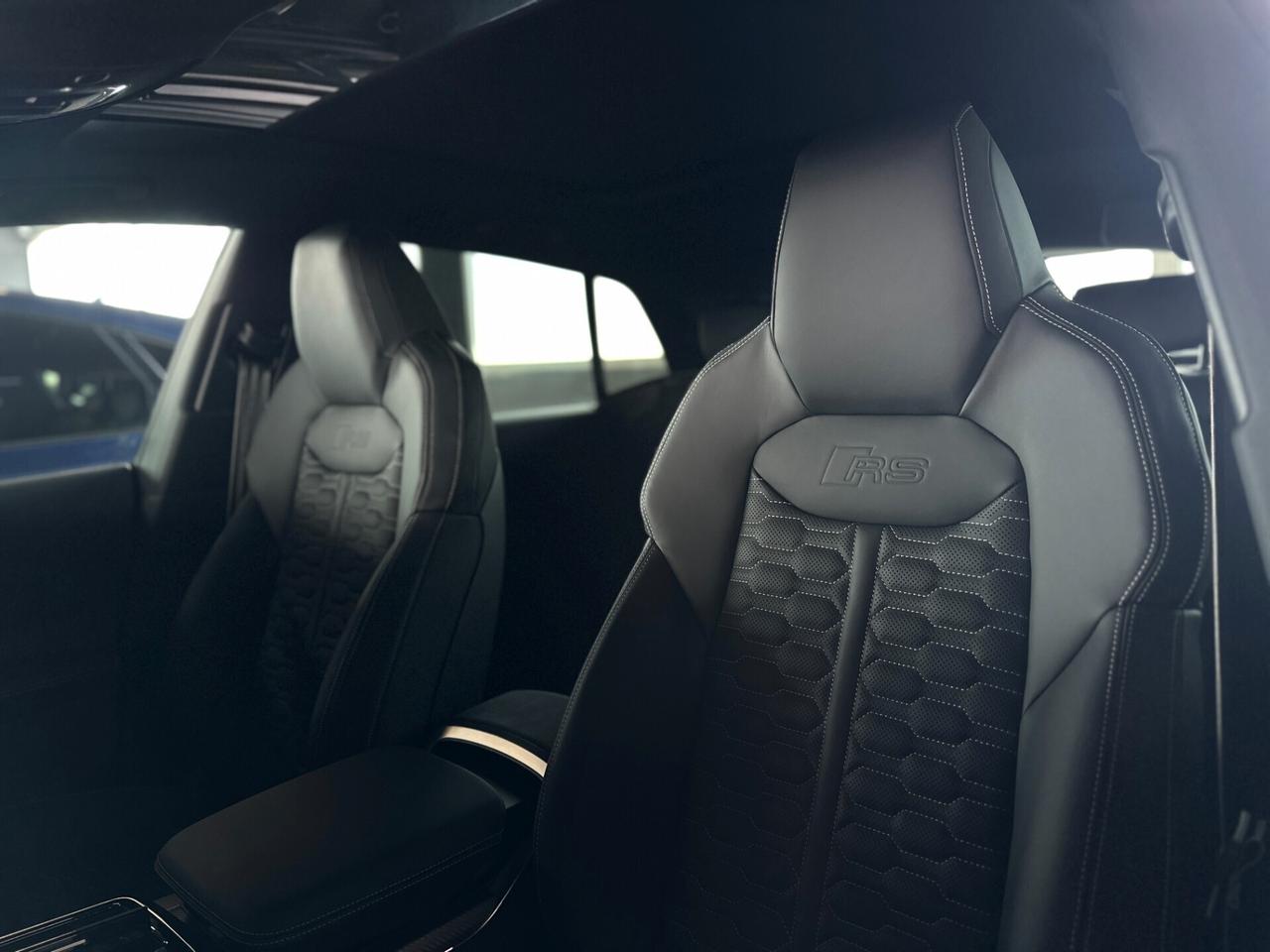 Audi RS Q8 4.0mhev 48V performance 640cv listino Audi 203.725 CARBO-CERAMIC