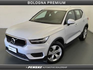 Volvo XC40 T2 Momentum Core