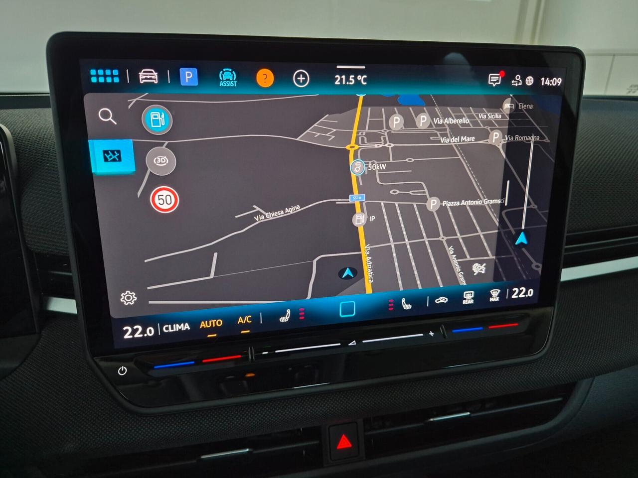 Volkswagen T-Roc 1.5 ETSI LIFE 116CV DSG LED NAVI C.17 APPLE CAR PLAY/ANDROID AUTO ACC LANE ASSIST VOLANTE/SEDILI RISCALDABILI WIRELESS