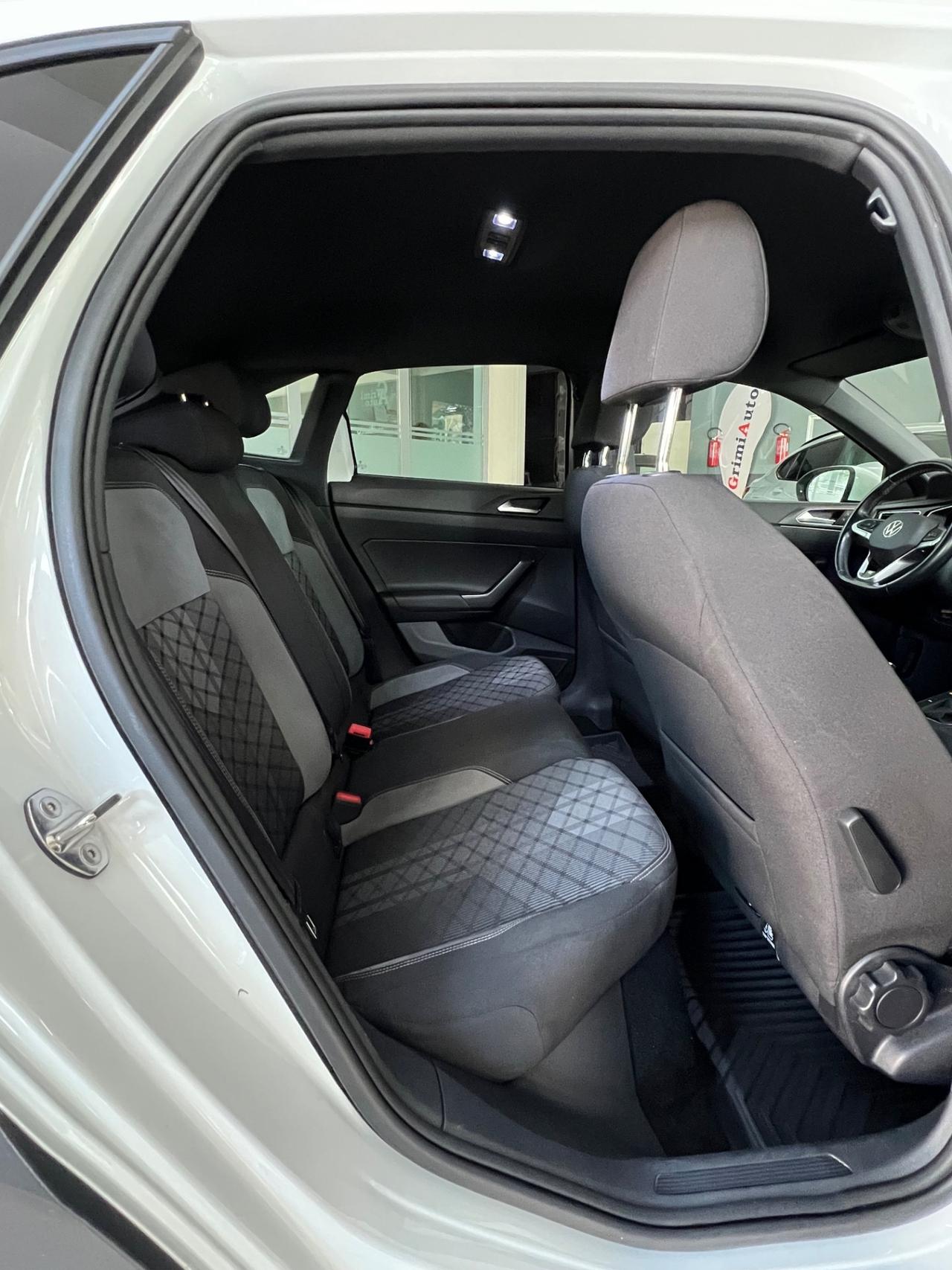 Volkswagen Taigo 1.5 TSI 150 CV DSG R-Line