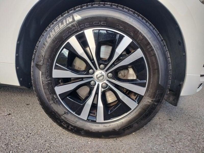 Volvo XC60 XC60 B4 (d) AWD Geartronic Momentum Pro