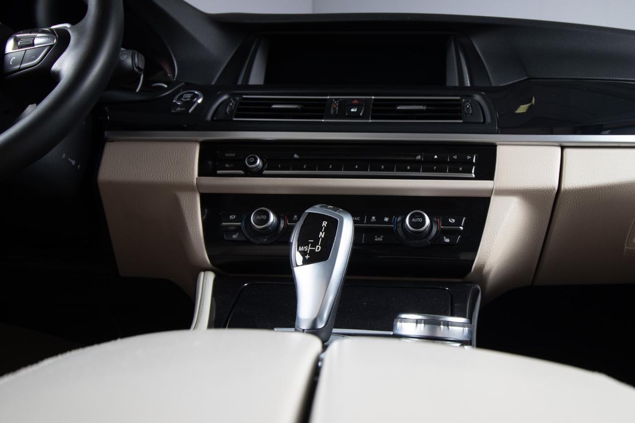 Bmw 520 D Touring X-drive Luxury 190cv Auto