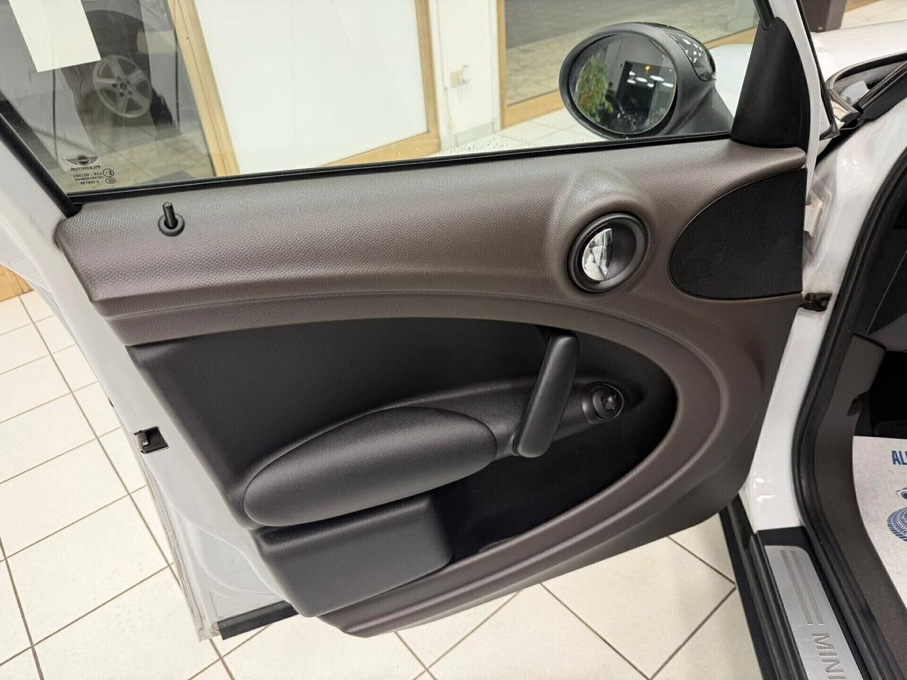 Mini Cooper D Countryman 1.6 ALL4 110cv