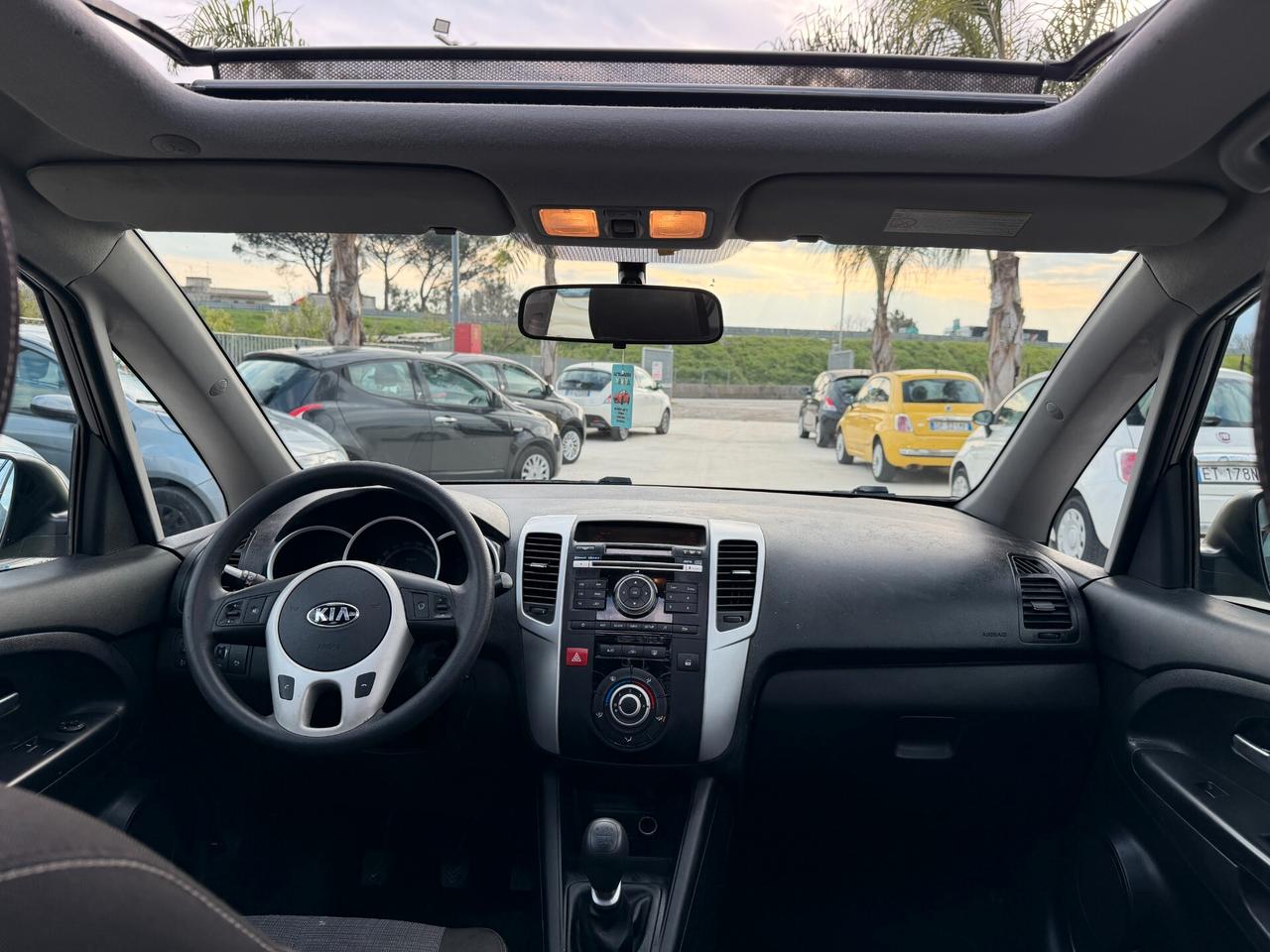 KIA VENGA ANNO 2013 1.4 DIESEL 90 CV