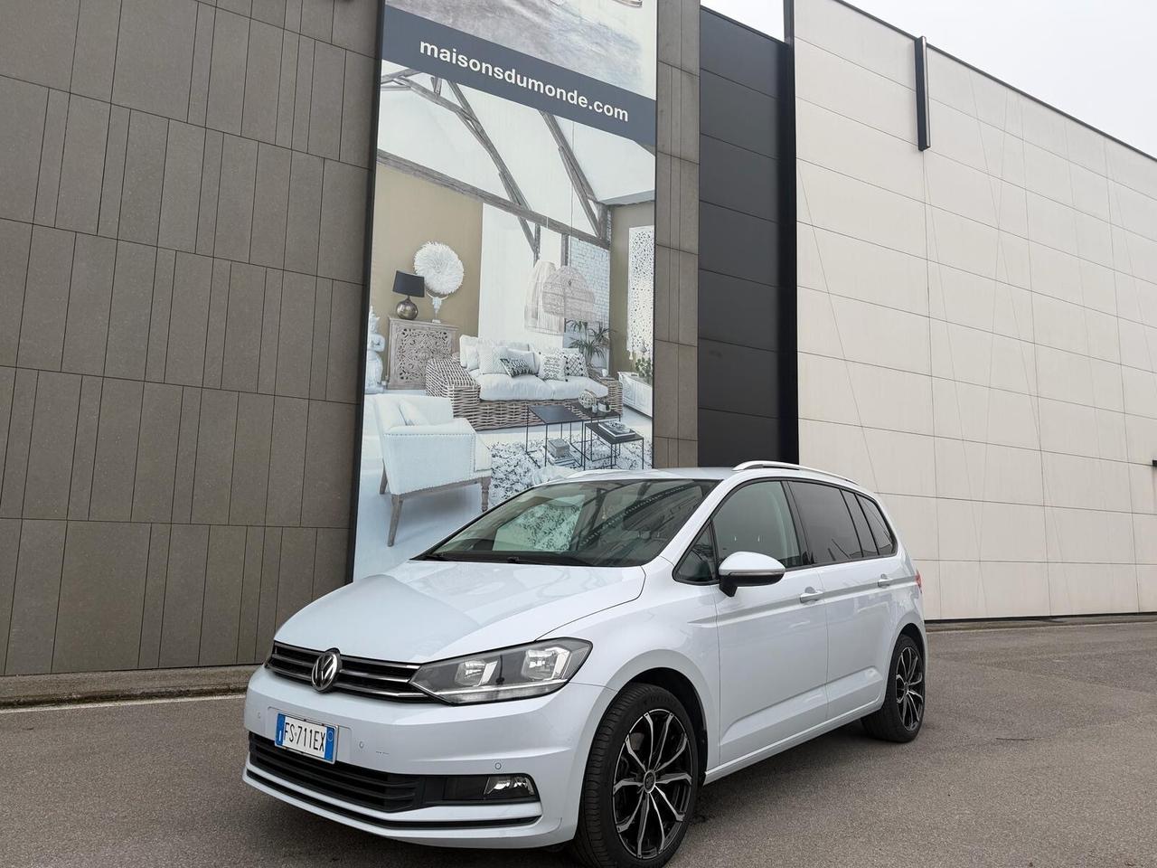 Volkswagen Touran 1.6 TDI 115 CV SCR DSG Executive BlueMotion Tech.