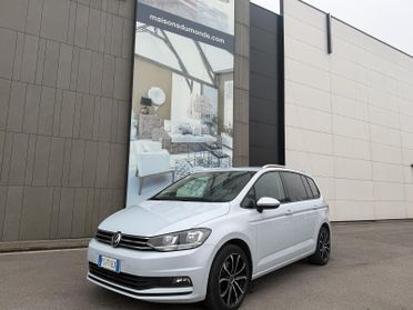 Volkswagen Touran 1.6 TDI 115 CV SCR DSG Executive BlueMotion Tech.
