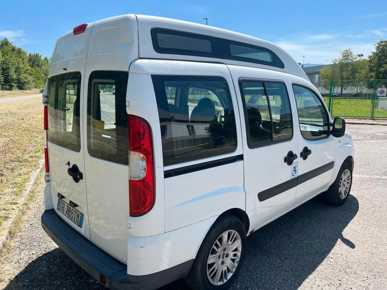 Fiat Doblo 1.3 MJT trasporto disabili - 2009
