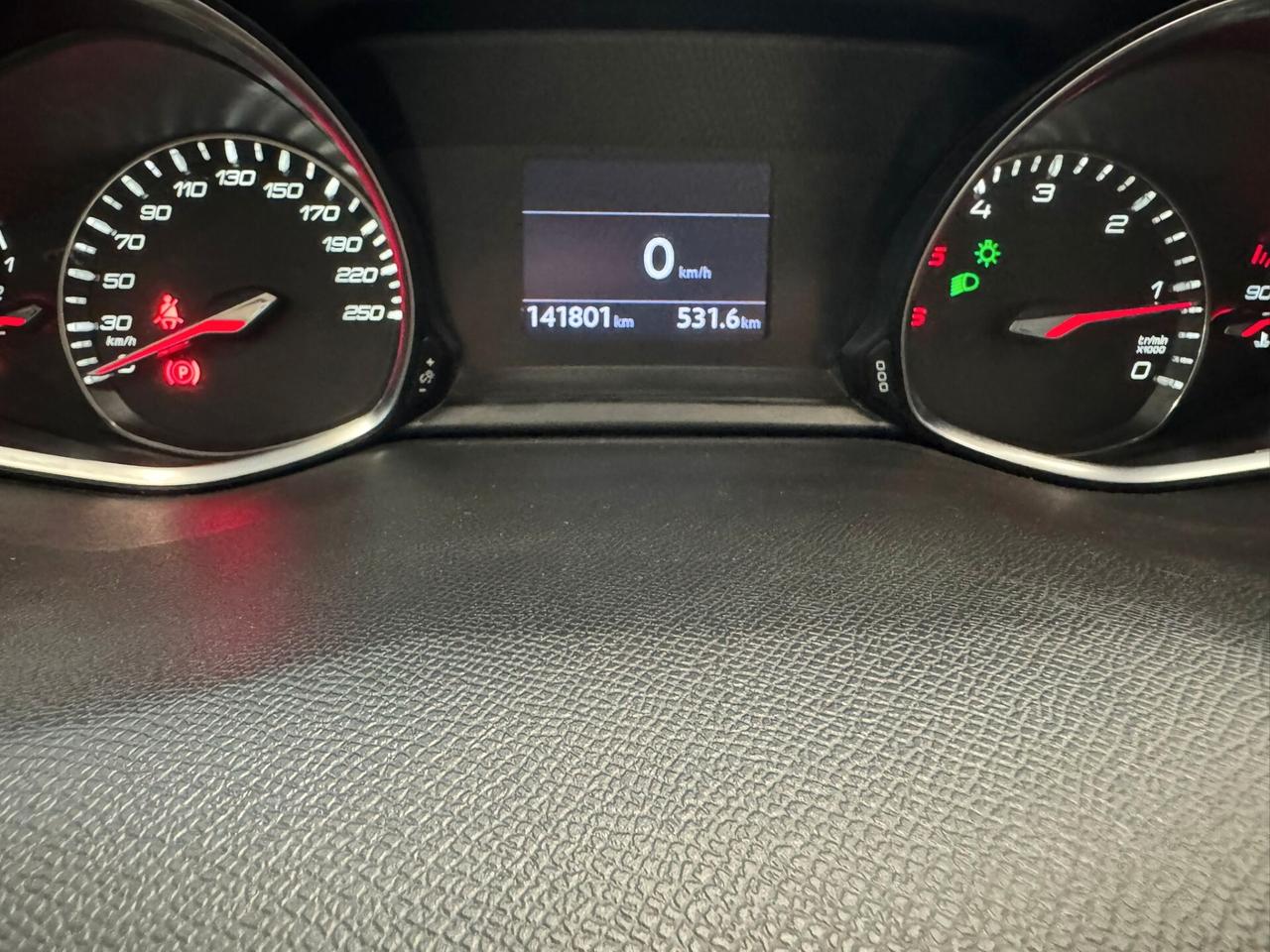 Peugeot 308 1.6 e-HDi 115 CV Stop&Start Business