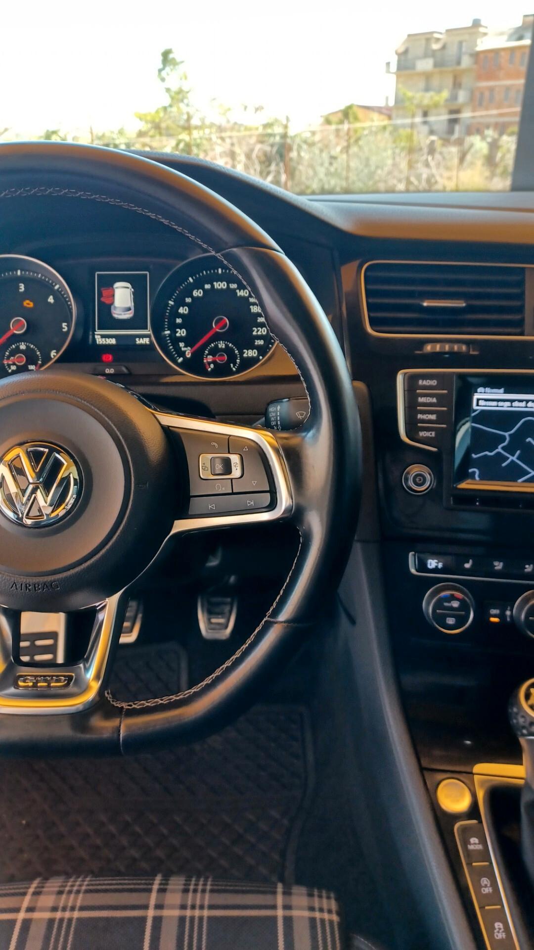 Volkswagen Golf Business GTD 2.0 TDI 5p. 4 Free BlueMotion Tech.