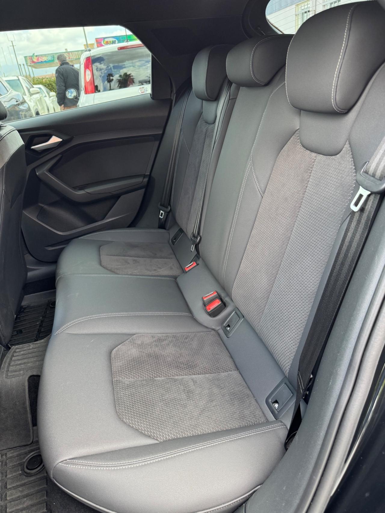 Audi A1 SPB 35 TFSI S tronic S line edition