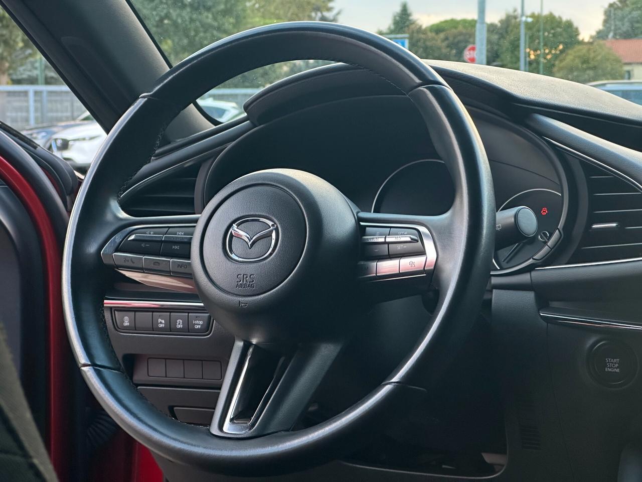 Mazda 3 Mazda3 2.0L e-Skyactiv-G M Hybrid Executive