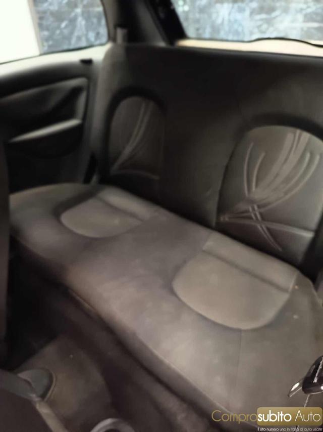 LANCIA Ypsilon 1.2 69 CV Unyca