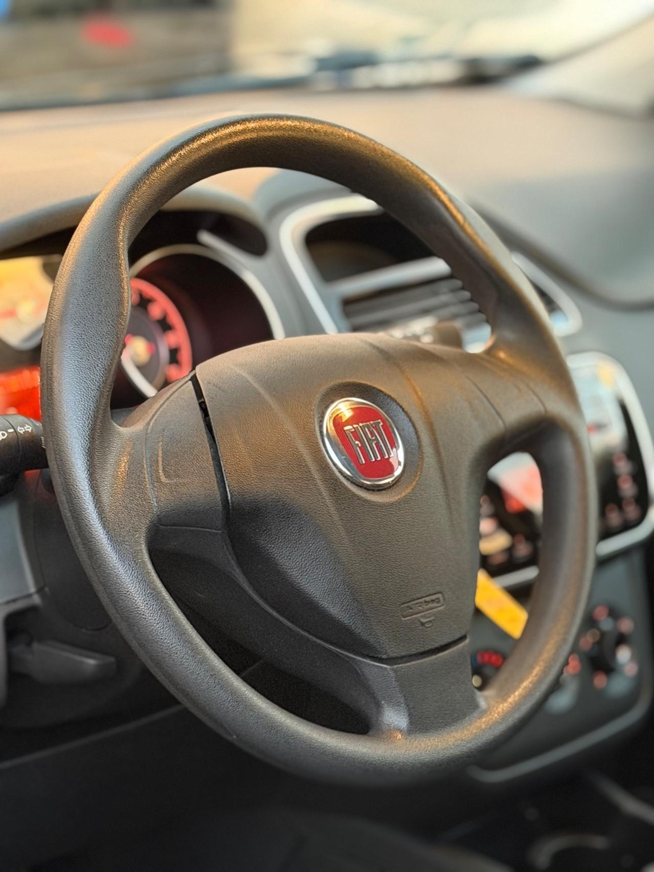 Fiat Punto 1.4 METANO (130.000KM) NEOPATENTATI