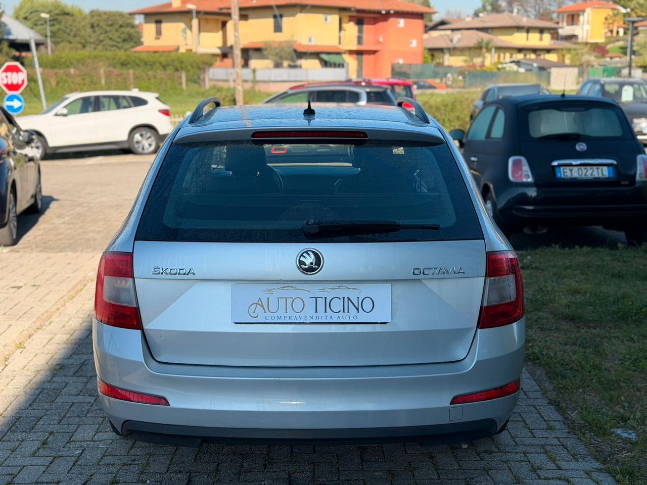 Skoda Octavia 1.6 TDI CR 105 CV DSG Wagon Elegance