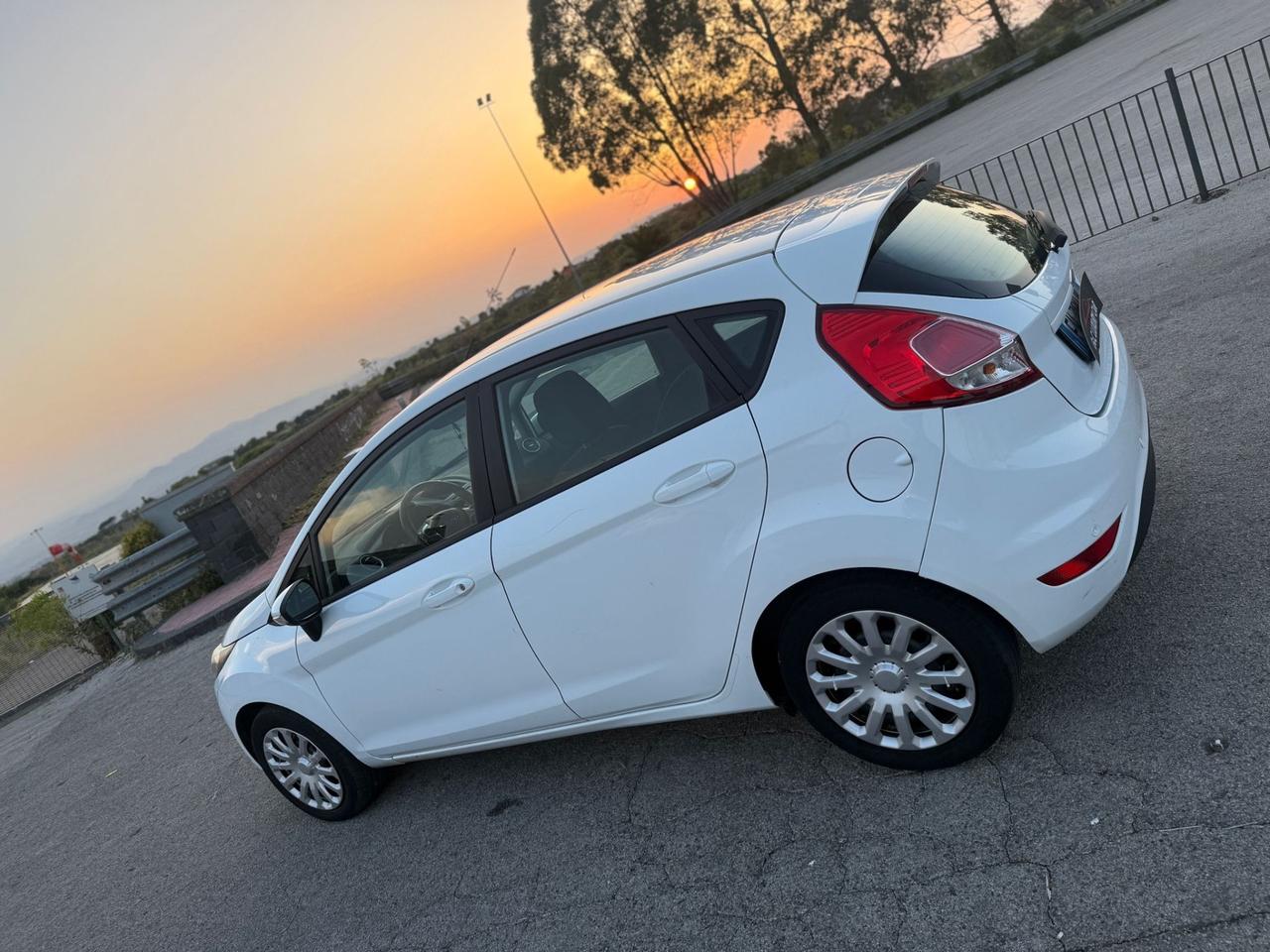 Ford Fiesta 1.5 TDCi 75CV