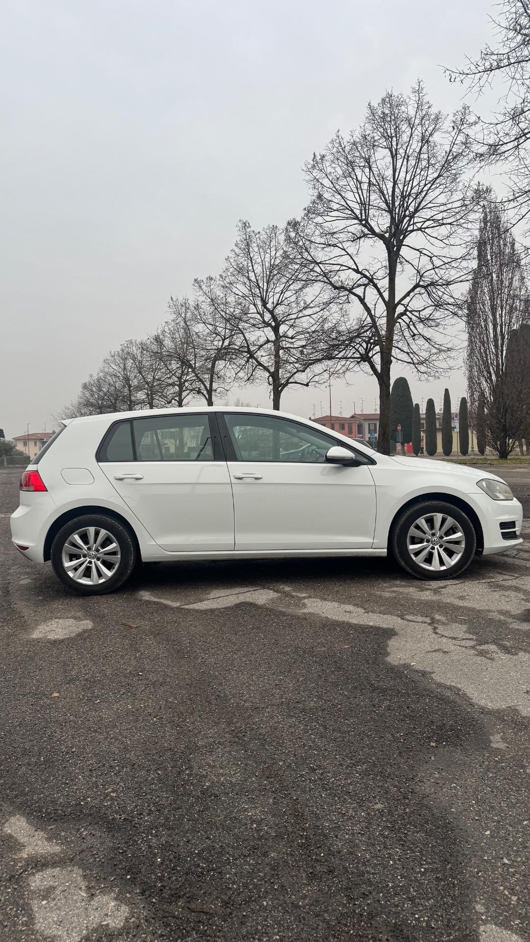 Volkswagen Golf 1.2 TSI