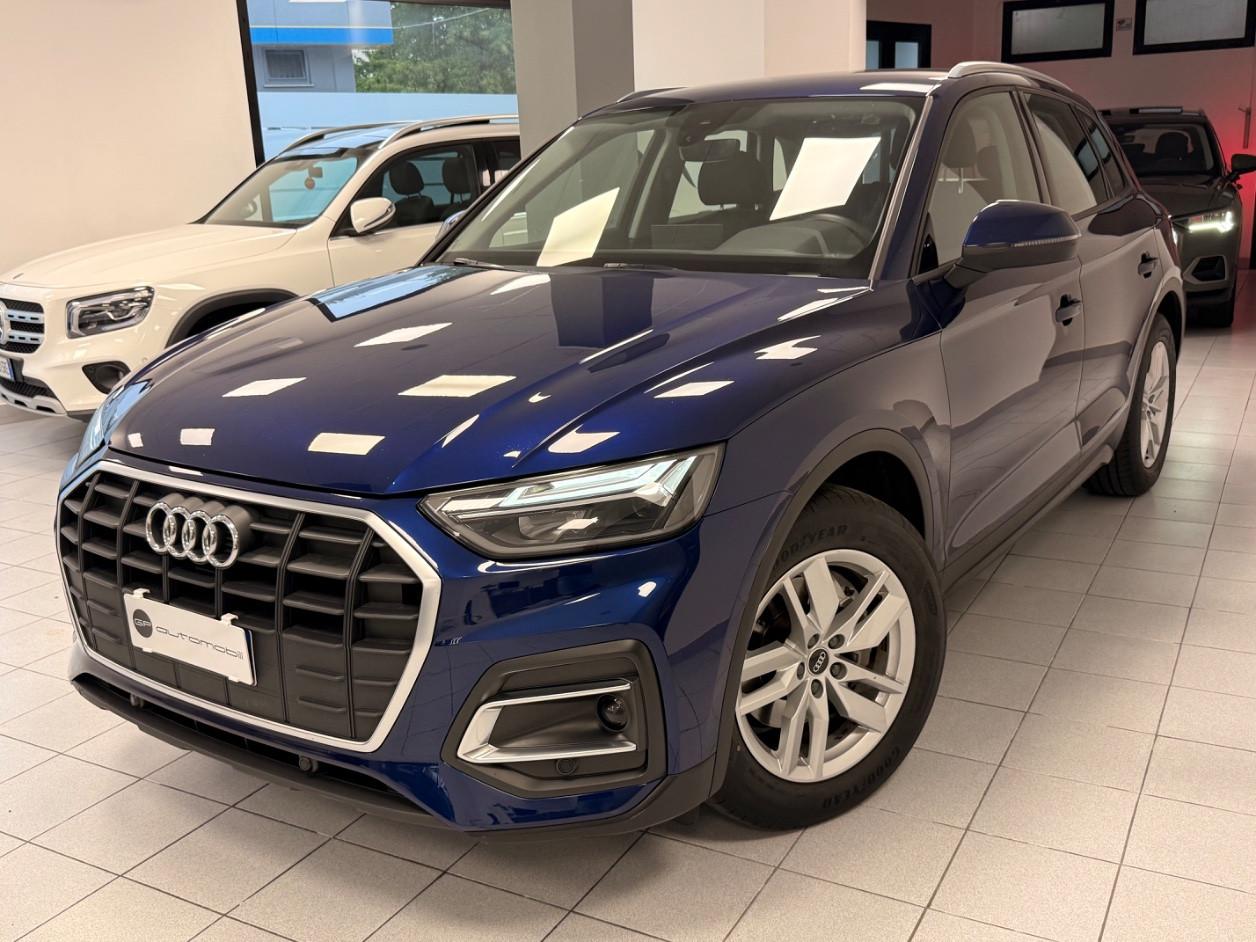Audi Q5 2.0 tdi S-tronic 163cv Iva esposta