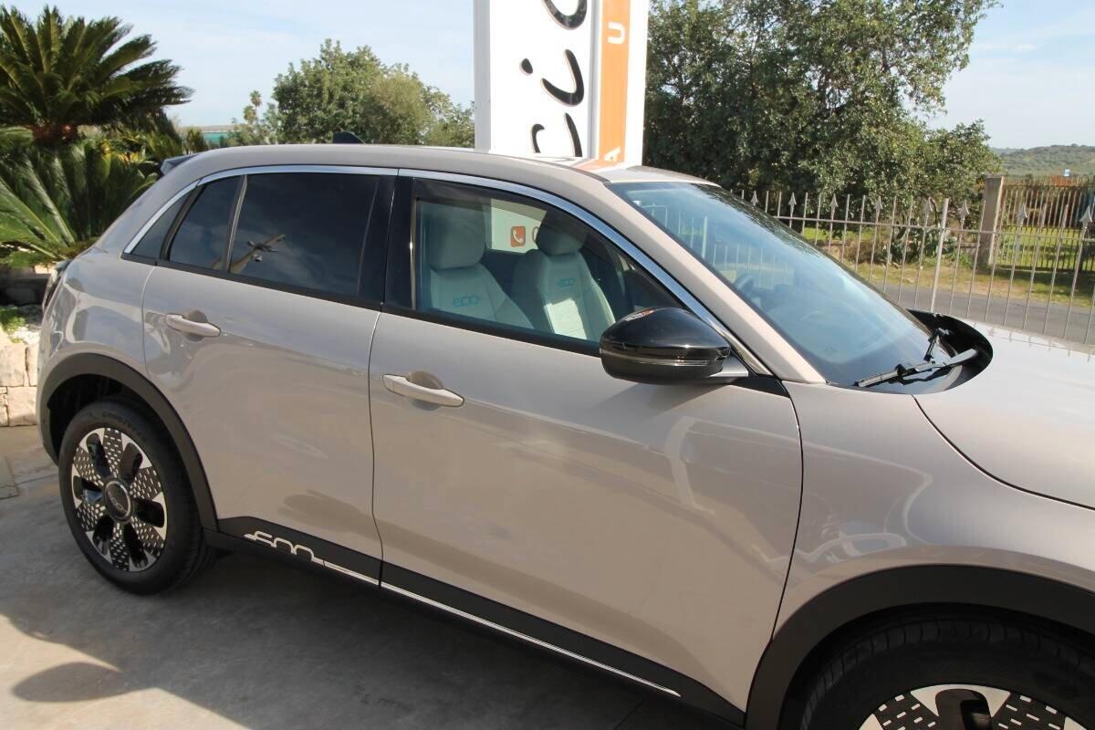 Fiat 600e La Prima 15.000km |2024