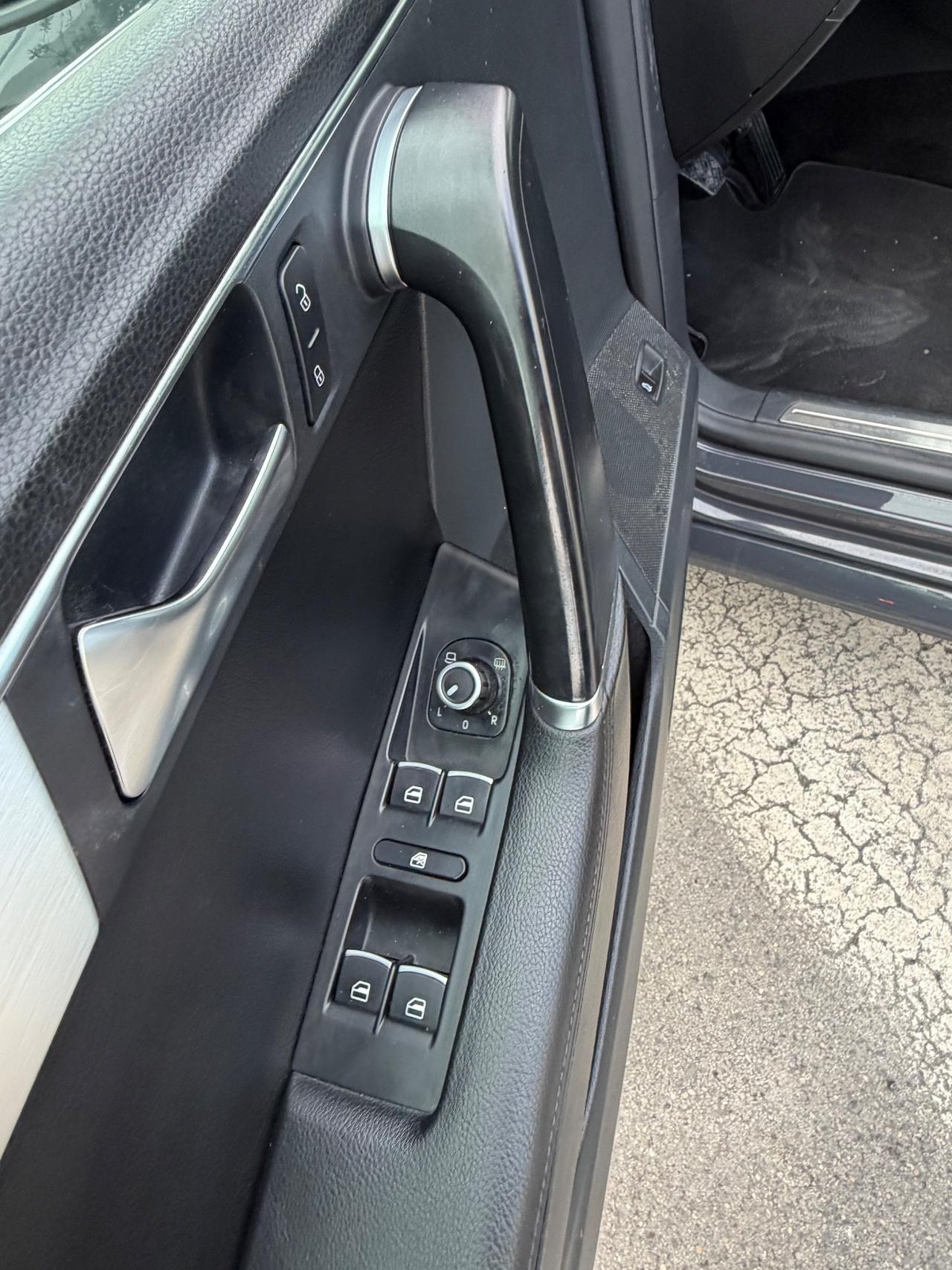 Volkswagen Passat 2.0 TDI Highline BlueM. Tech.