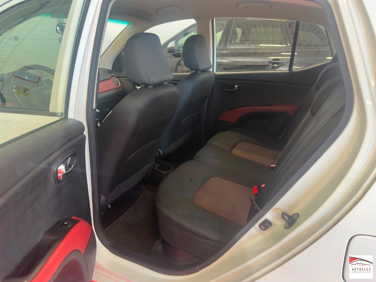 HYUNDAI - i10 1.2 Premium