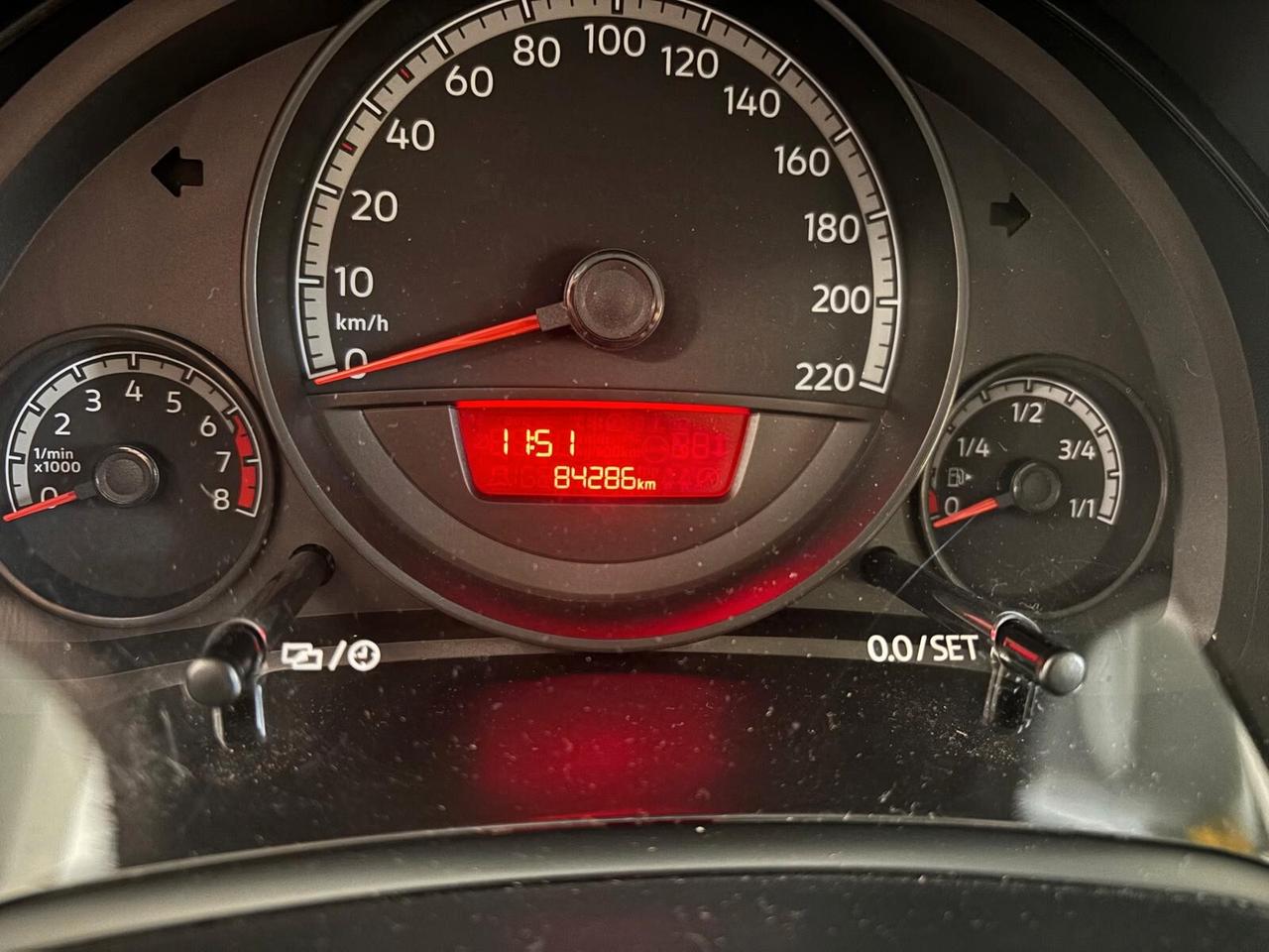 VOLKSWAGEN UP ANNO 2017 BZ 1.0 ADATTA NEOPATENTATI KM 84 MILA