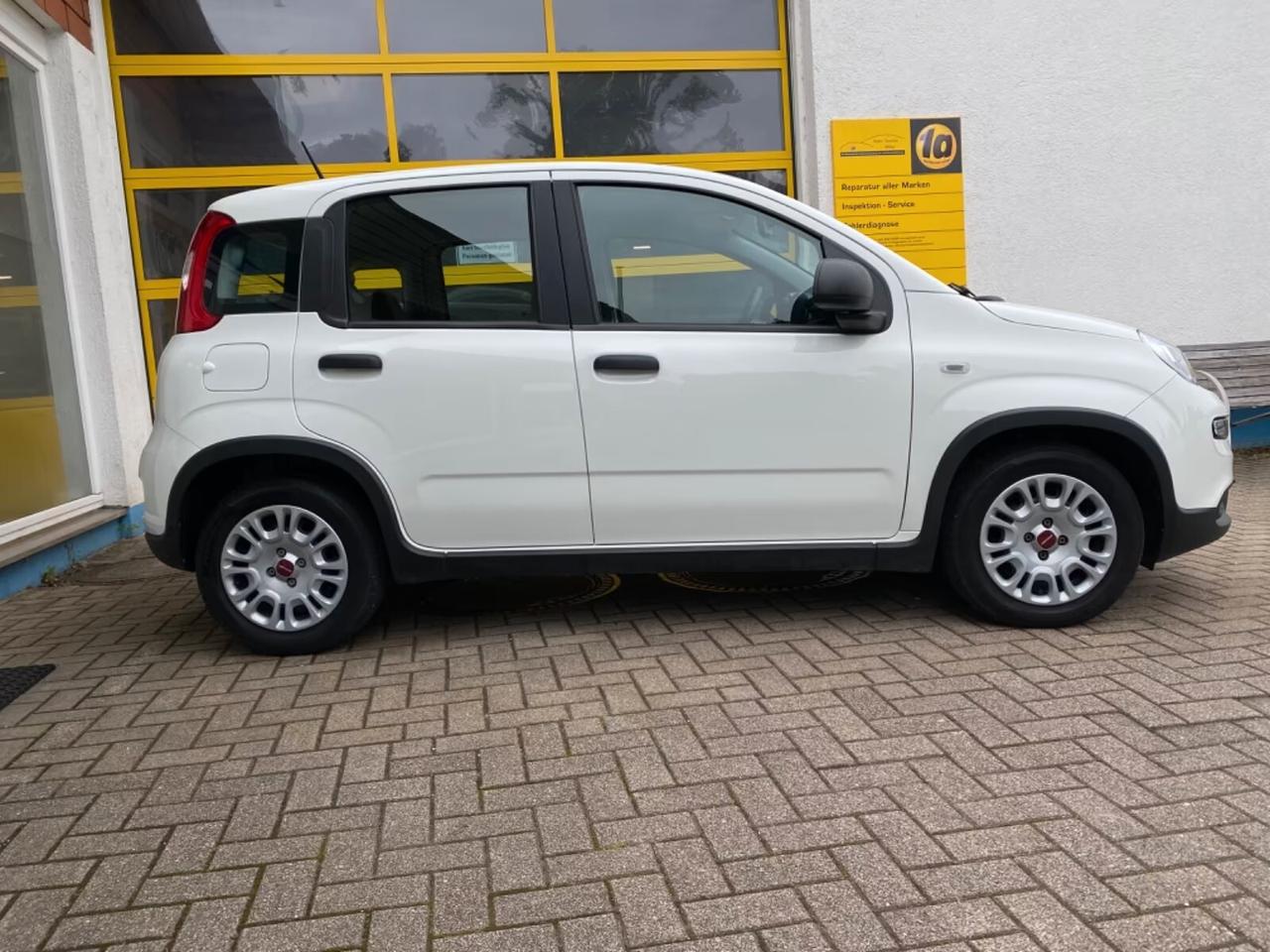 Fiat Panda 1.0 Hybrid 70cv