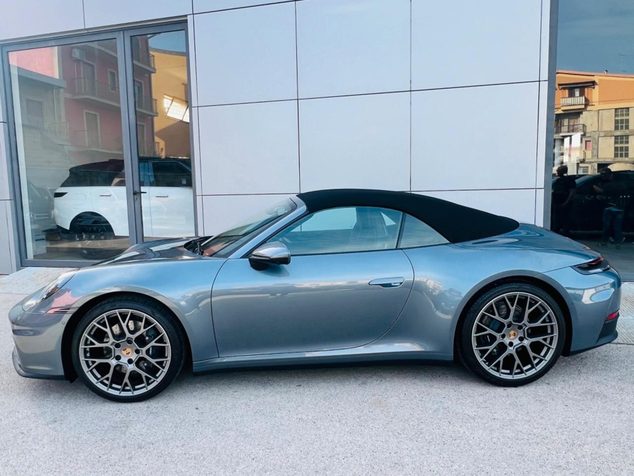 Porsche 992 Carrera Cabrio possibilità noleggio no scoring