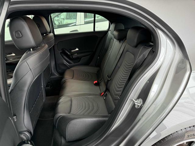 MERCEDES-BENZ A 180 d Automatic Business Extra