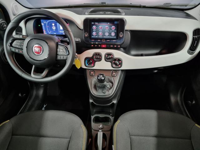 FIAT Panda 1.0 FireFly S&S Hybrid Pandina CROSS