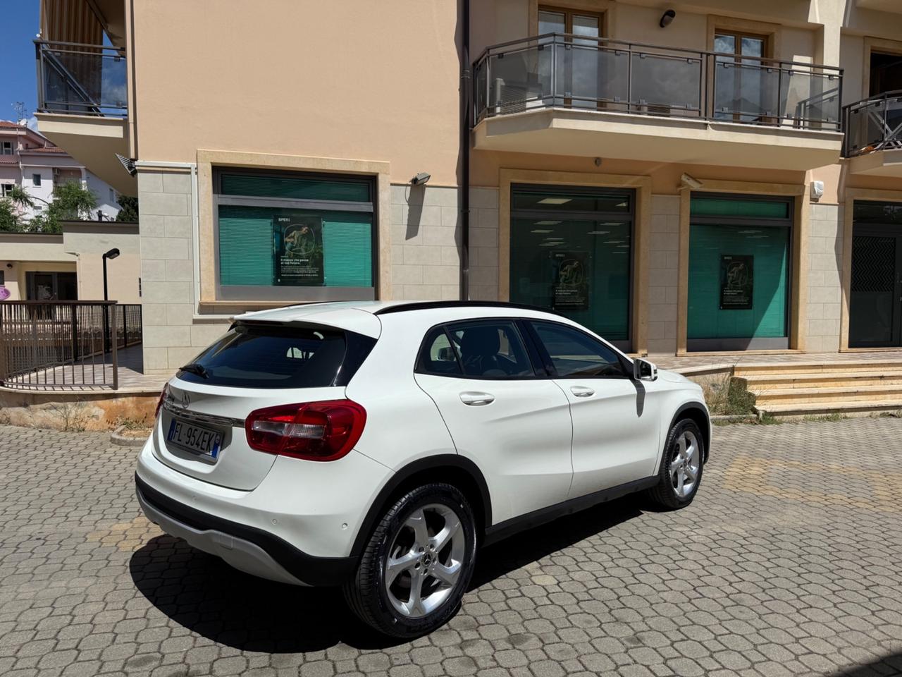 Mercedes-benz GLA 200 GLA 200 d Automatic Business