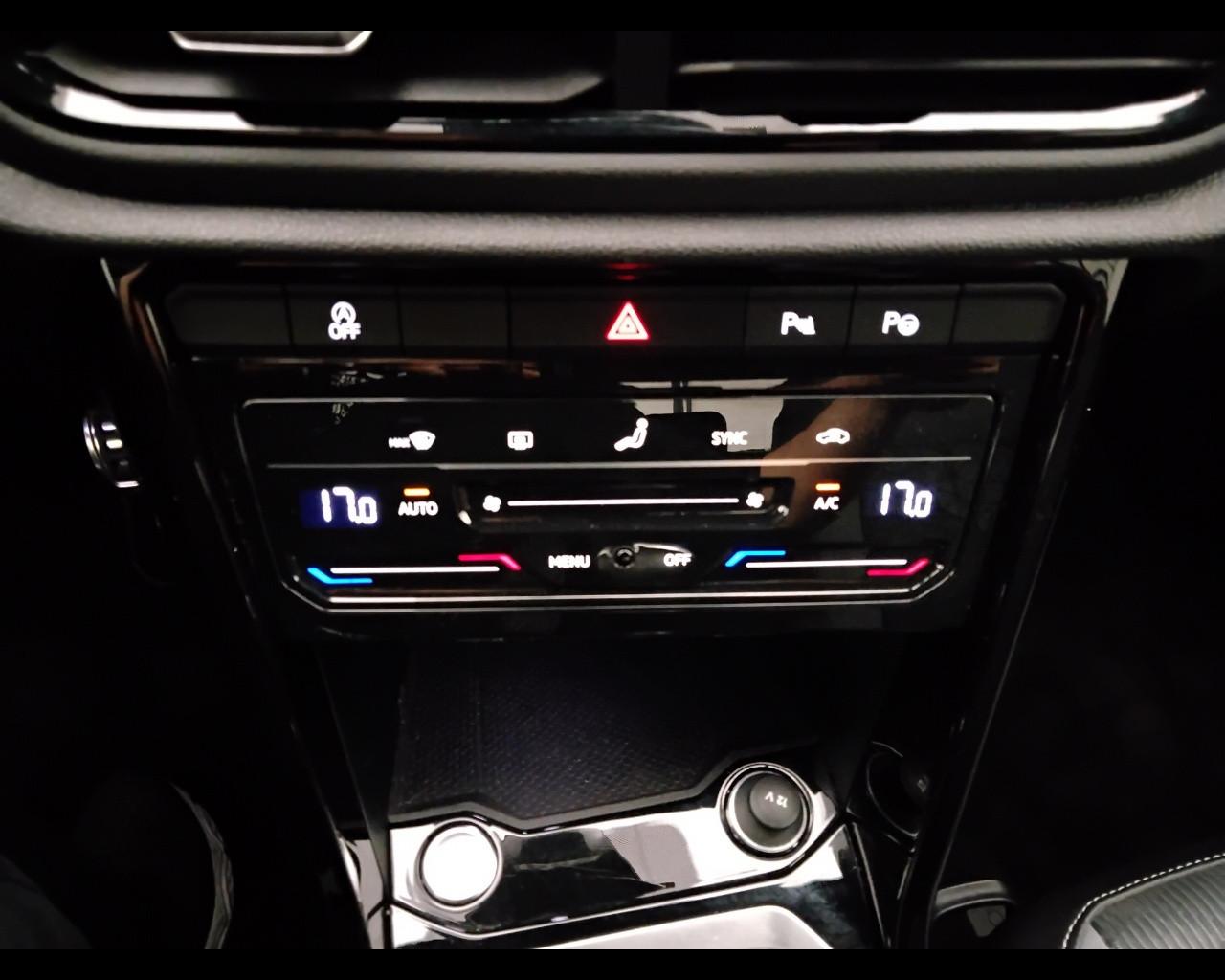 VOLKSWAGEN T-Roc I 2022 - T-Roc 2.0 tdi R-Line 115cv