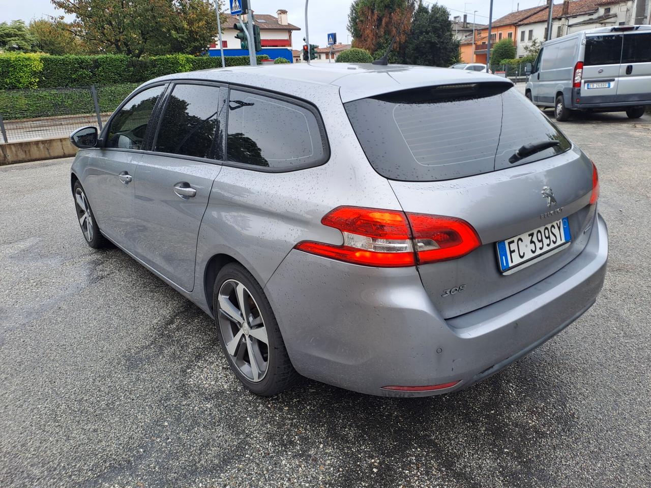 Peugeot 308 BlueHDi 120 S&S SW Business