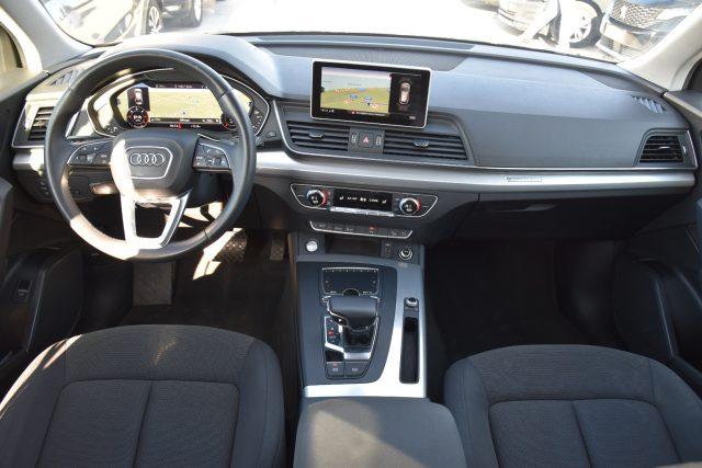 AUDI Q5 35 TDI quattro S tronic Business Design *Cockpit*
