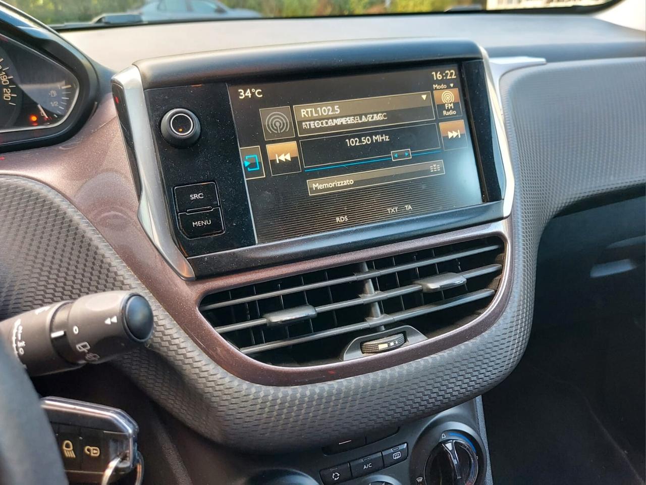 Peugeot 2008 BlueHDi 100 S&S Allure