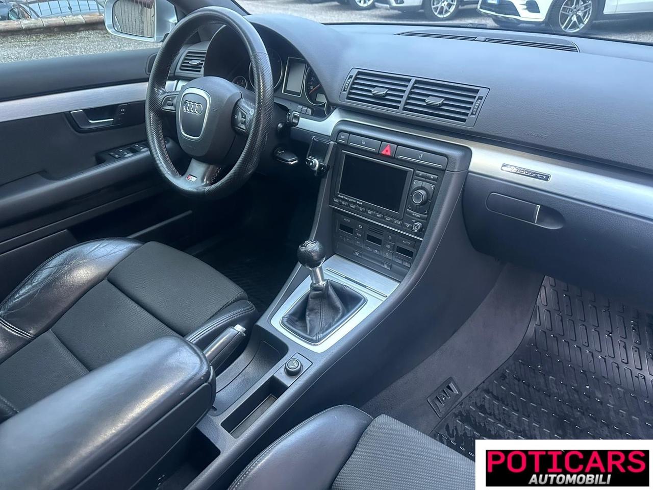 Audi A4 3.0/233CV TDI quattro Sline