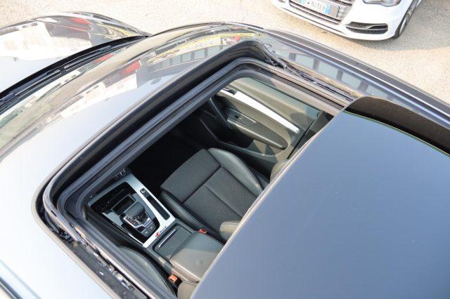 AUDI Q5 40 TDI 204 CV quattro S tronic Identity Black