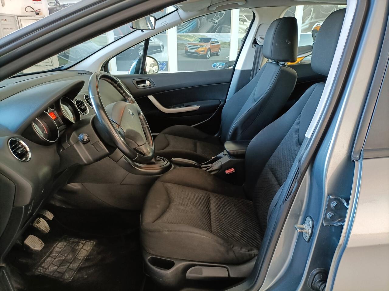 Peugeot 308 1.6 8V HDi 112CV SW Premium 02/2011